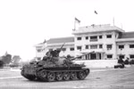 "Cảm xúc dâng trào khi tiến vào Dinh Độc lập trong ngày lịch sử 30/4"