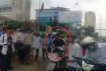 Video: "Bảo kê" ở bến xe Mỹ Đình ngang nhiên thu tiền vào bến