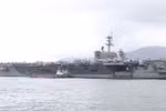 Tàu sân bay Hải quân Hoa Kỳ cập cảng Đà Nẵng