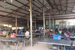 Triển khai CTGDPT mới: Sau giờ ăn, trường Nậm Ngà biến nhà ăn thành phòng học