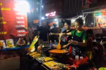Nguy cơ mắc ung thư và nhiều bệnh tật từ thức ăn đường phố