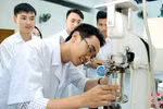 Vì sao trường ĐH tư thục thu hút, giữ chân được giảng viên, nhà khoa học giỏi?