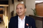 "Nói thì hay, làm thì dở, chỉ xoay xở để làm lãnh đạo"