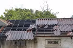 Dông lốc, mưa đá gây chết người, thiệt hại ở nhiều địa phương