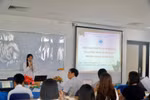 Trả lương như doanh nghiệp giúp GV sống được bằng lương, có thể nuôi được cả nhà