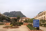 Có học sinh di chuyển gần 200km để đi học, trường mong có thêm nhà bán trú