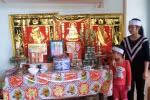Con đường phía trước của ba đứa trẻ mồ côi cha mẹ...