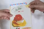 Hôm nay, nên tặng thầy cô quà gì?