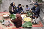 Người buồn nhớ mẹ thương quê, cuối năm ngày thăm thẳm