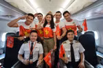 Người thân của đội bóng nữ và ban huấn luyện thỏa thích bay Vietjet miễn phí