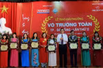 Vinh danh những thầy, cô giáo có nhiều đóng góp cho sự nghiệp giáo dục