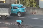 Nam tài xế dọn gạch rơi giữa đường: Hành động đẹp giữa đời thường