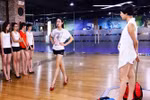 Xuân Lan cầm roi dọa thí sinh Vietnam’s Next Top Model