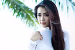 Người yêu tin đồn của Võ Trọng Phúc 'trắng sáng' dưới tán dừa
