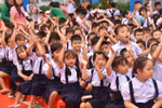 Chương trình chính thì cắt giảm, sao những môn thu tiền lại giữ nguyên?