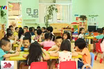 Ban phụ huynh cũng có trách nhiệm khi để con trẻ bị bớt xén và cho ăn đồ bẩn