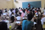 Dạy thêm chỉ có lợi cho 1 bộ phận nhỏ GV, dự thảo "cởi mở" lo "lợi bất cập hại"