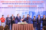 Vietjet ký thoả thuận với F Air với sự chứng kiến của Thủ tướng Việt Nam và Séc