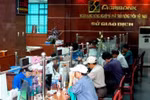 Agribank "ép" người dân mua cám kém chất lượng mới cho vay?