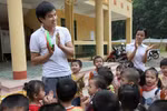  Mỏng manh thân phận người thầy! 