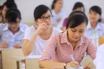 Sau 5 phút làm bài, nếu đề thi bị rách hay nhòe thì thí sinh tự chịu trách nhiệm