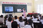 Trẻ hay già không quan trọng, cái tâm người thầy mới thực sự đáng quý