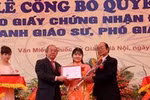Ông Phùng Xuân Nhạ được phong Giáo sư