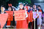 500 "phép lạ" đón Giáng Sinh sớm của học sinh trường Việt -Úc