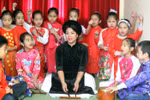 Đầu Xuân gặp nữ hiệu trưởng đưa ca trù vào trường học