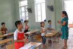 Em nguyện học hành để đẹp mãi ngôi trường Bạch Long Vỹ thân yêu