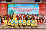 Học sinh Tiểu học Chu Văn An chung tay phân loại rác thải, bảo vệ hành tinh xanh