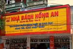 Hiệu trưởng tại Hà Giang ngã ngửa khi nhận sách mới biết... tên nhà cung cấp