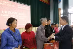 Báo điện tử Giáo dục Việt Nam trao quà Tết cho 200 hộ nghèo xã Đồng Xuân