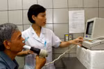 Nâng cao chất lượng khám, chữa bệnh bằng bảo hiểm y tế tuyến cơ sở