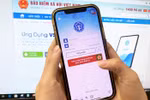 Không yêu cầu xuất trình sổ hộ khẩu, sổ tạm trú khi thực hiện thủ tục bảo hiểm