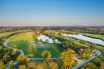 Giới thượng lưu thỏa mãn khát khao “đưa sân golf về nhà”