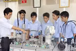 Học hết lớp 9, em nào dám đi học nghề?