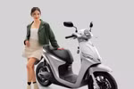 Người trẻ Việt tranh thủ tậu xe máy điện VinFast với nhiều ưu đãi hấp dẫn