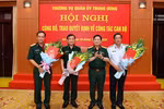 Công bố, trao quyết định của Thủ tướng bổ nhiệm lãnh đạo Bộ Quốc phòng