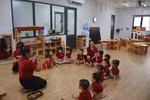 Bé nên tham gia những hoạt động gì để phát triển ngôn ngữ?