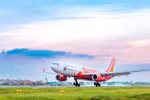Vietjet yêu chiều, vé giảm đến 77%, hè thật phiêu!