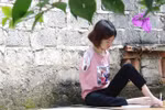 Lớp tiếng Anh cho trẻ em nghèo vùng quê của cô giáo không có đôi tay