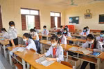 Giáo viên bậc phổ thông bơ phờ với nhận xét học sinh cuối kì