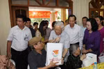 Tổng Bí thư thăm, tặng quà Trung tâm nuôi dưỡng và điều dưỡng người có công số 2