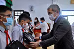 Trao học bổng “Cho em đến trường” lần thứ 17