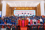 Trường ĐH Thương mại trao bằng Tiến sĩ, Thạc sĩ và bế giảng cao học khóa 28B