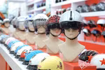 Bãi bỏ Nghị định về điều kiện kinh doanh mũ bảo hiểm