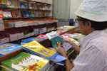 ​Chọn sách khổ lắm!
