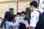 Vì sao đề thi có sai sót?