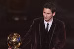 Nhìn lại phút đăng quang ngọt ngào của Messi